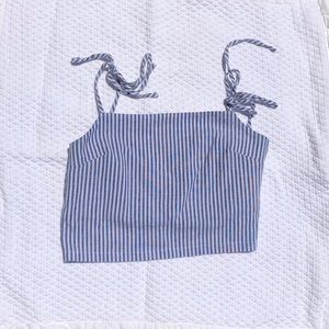 Brandy Melville Crop Top